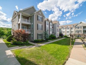 23 Moses Wheelock Ln 23, Westborough MA 01581