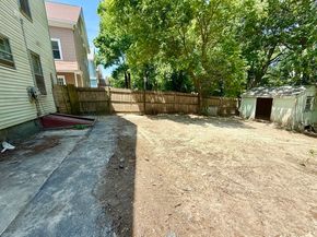 85 Hope St, Millville MA 01529