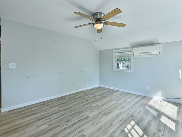 27 Lakeview Rd., Webster MA 01570