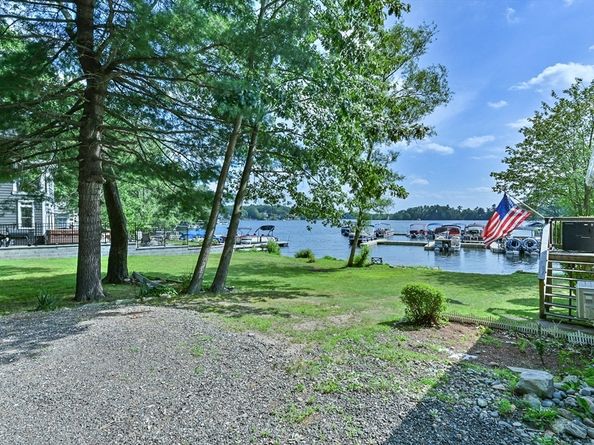 27 Lakeview Rd., Webster MA 01570