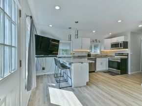 27 Lakeview Rd., Webster MA 01570