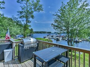 27 Lakeview Rd., Webster MA 01570