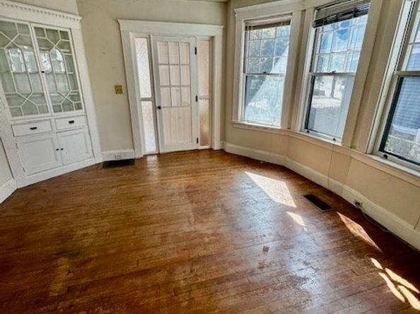8 Hollis Street, Newton MA 02458