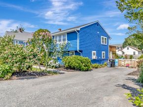 15 H St, Hull MA 02045