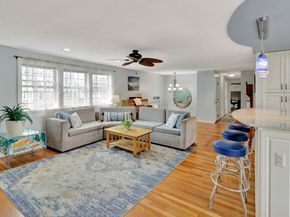 15 H St, Hull MA 02045