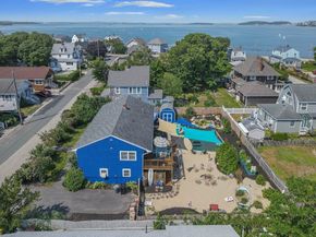 15 H St, Hull MA 02045