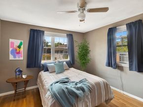 15 H St, Hull MA 02045