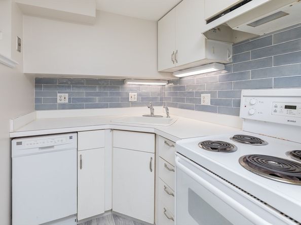 27 Anderson St 36, Boston MA 02114