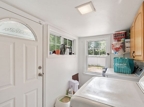 18 Candlewood St, Worcester MA 01602