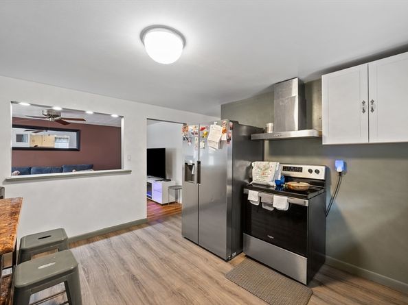 121 Pilgrim Ave, Worcester MA 01604