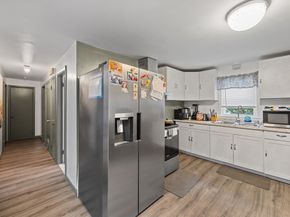 121 Pilgrim Ave, Worcester MA 01604