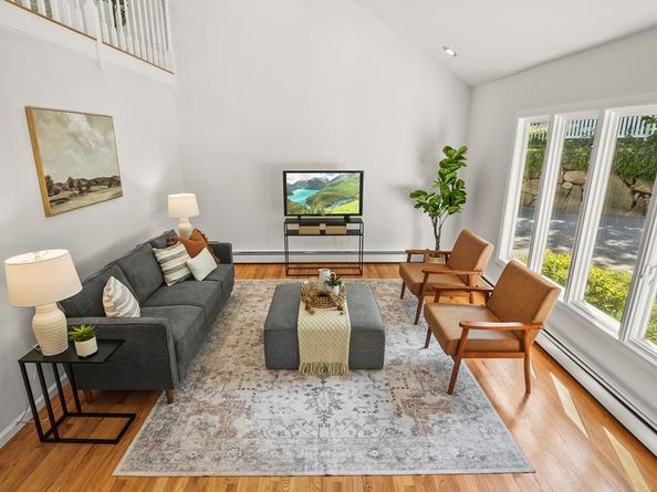 6 Barrows Road, Mendon MA 01756