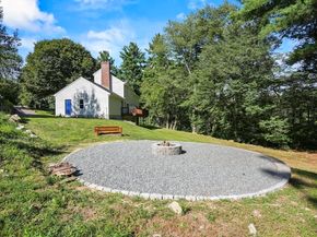 6 Barrows Road, Mendon MA 01756