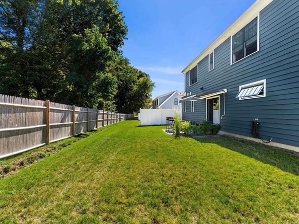 24 Primrose Lane 24, Ipswich MA 01938
