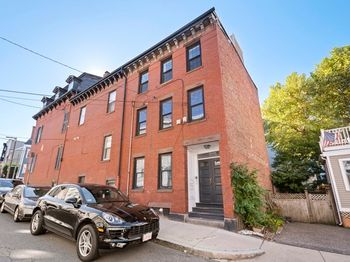 94-A Bartlett Street