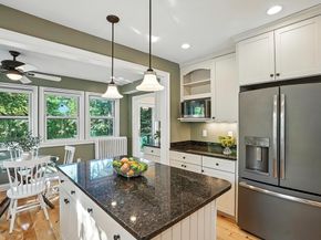 18 Church St, Westborough MA 01581