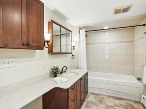 18 Church St, Westborough MA 01581