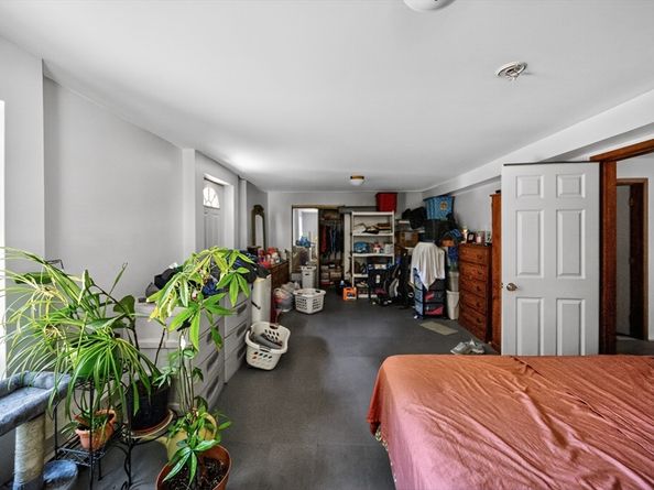 208 Plymouth St, Fitchburg MA 01420