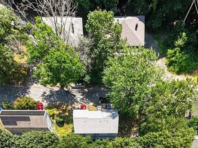 208 Plymouth St, Fitchburg MA 01420