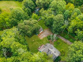 11 Chestnut St, Stow MA 01775