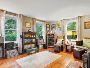 11 Chestnut St, Stow MA 01775