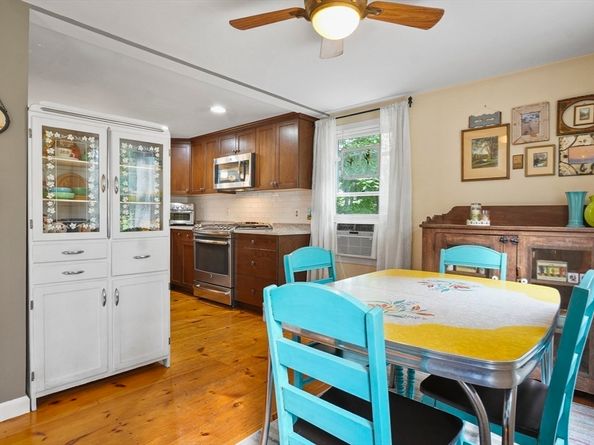 11 Chestnut St, Stow MA 01775