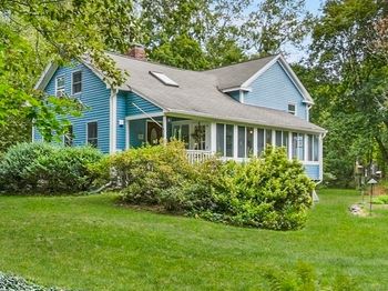 11 Chestnut St