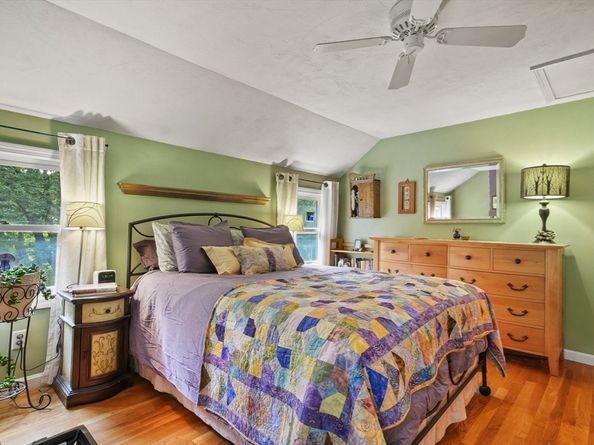 11 Chestnut St, Stow MA 01775