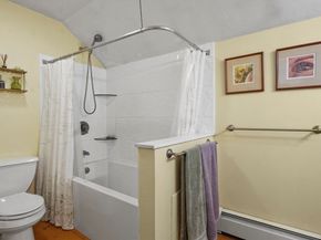 11 Chestnut St, Stow MA 01775
