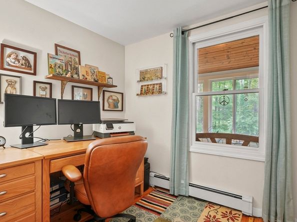11 Chestnut St, Stow MA 01775