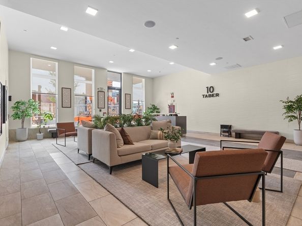 10 Taber St U501, Boston MA 02119