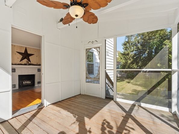 32 Doyle St, Leominster MA 01453