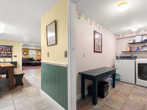 70 Maple St, West Newbury MA 01985