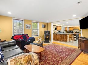 70 Maple St, West Newbury MA 01985