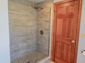 64 Britney Dr, Holden MA 01520