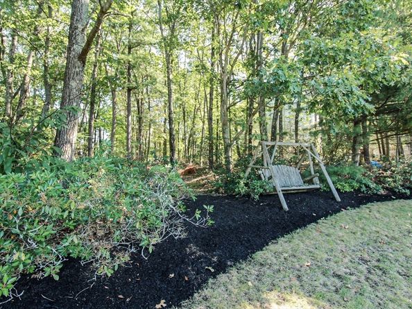 64 Britney Dr, Holden MA 01520