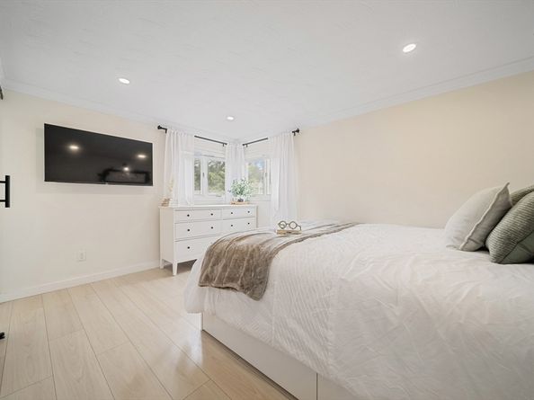 8 Butterworth Rd, Beverly MA 01915