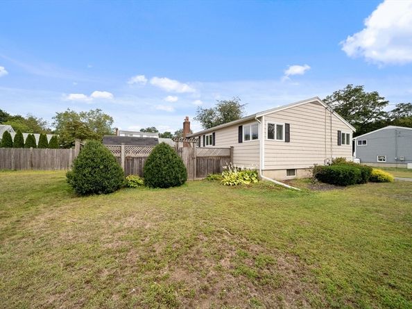 8 Butterworth Rd, Beverly MA 01915
