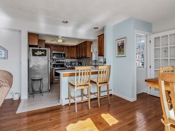 61 Front St B, Beverly MA 01915