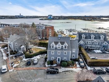 61 Front St