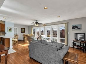 61 Front St B, Beverly MA 01915