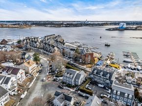 61 Front St B, Beverly MA 01915