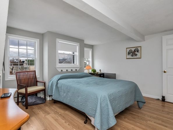 61 Front St B, Beverly MA 01915