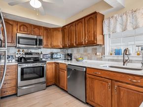 61 Front St B, Beverly MA 01915