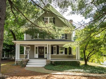 31 Maple Street