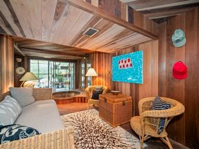 39 Indian Ridge Road, Natick MA 01760