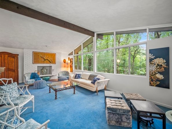 39 Indian Ridge Road, Natick MA 01760