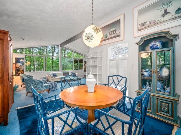 39 Indian Ridge Road, Natick MA 01760