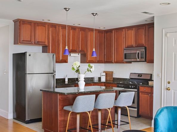1306 Columbia Rd 5C, Boston MA 02127