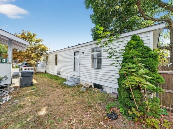 3040 Cranberry Highway 11, Wareham MA 02538